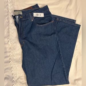 NWT. LL Bean Double L Jeans. Natural Fit. Mens. Dark wash. 38x34.